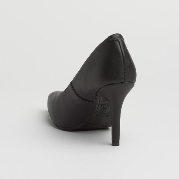 Scarpin Vizzano Salto Alto Fino Clássico Preto - Imagem 4