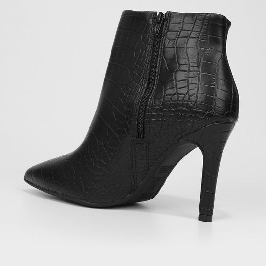 Bota Vizzano Matelassê Cano Curto Feminina – Preto - Imagem 5
