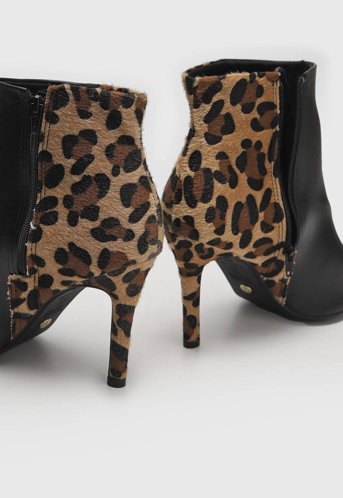 Bota Vizzano Animal Print Onça Preta - Imagem 4