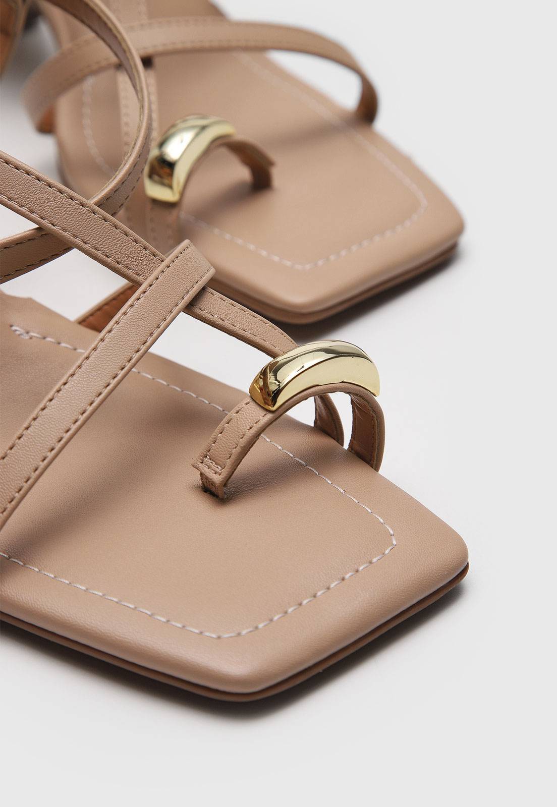 Sandália Vizzano Tira Cruzada Bege - Imagem 4