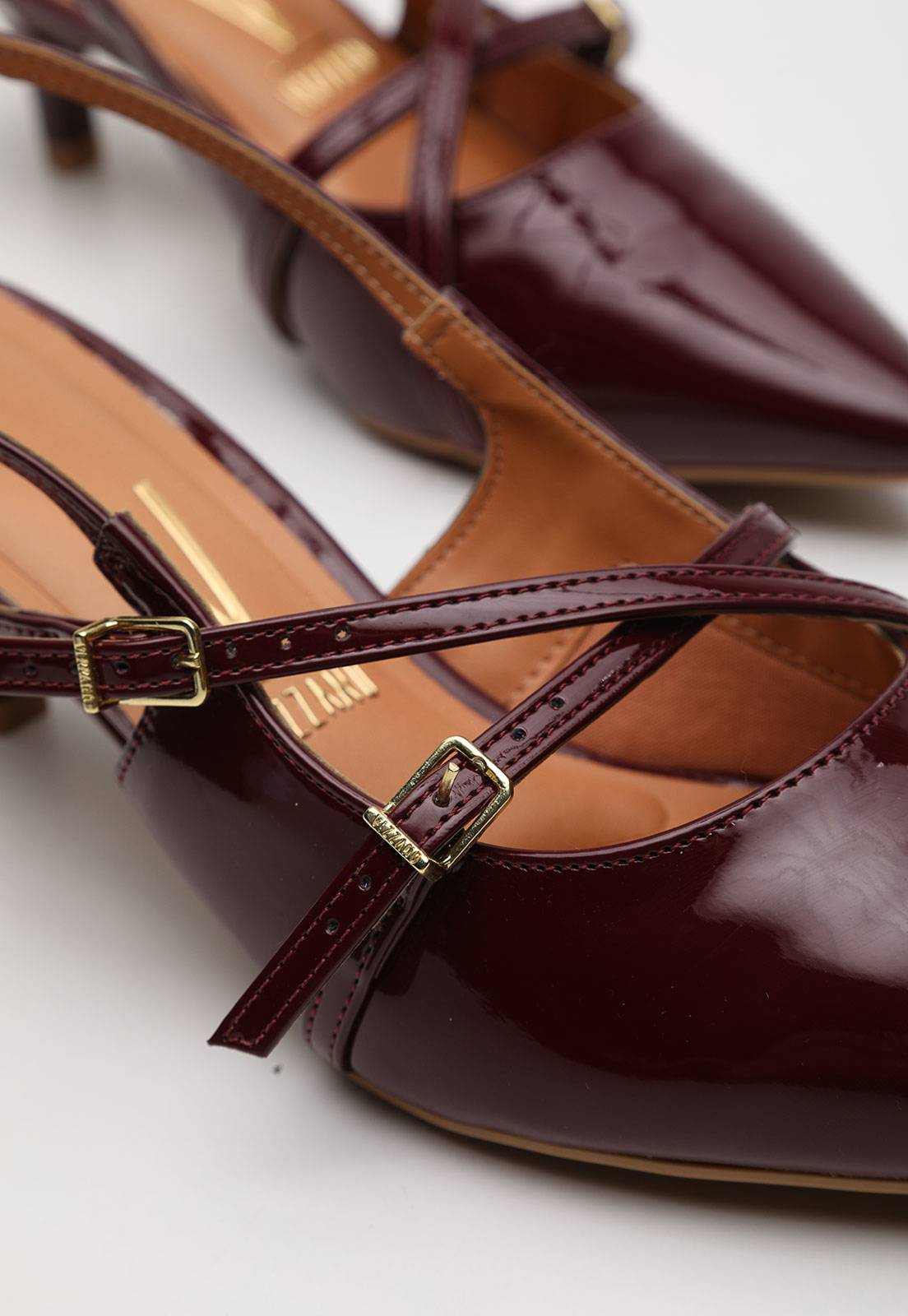 Scarpin Slingback Bico Fino Verniz Vinho - Imagem 4