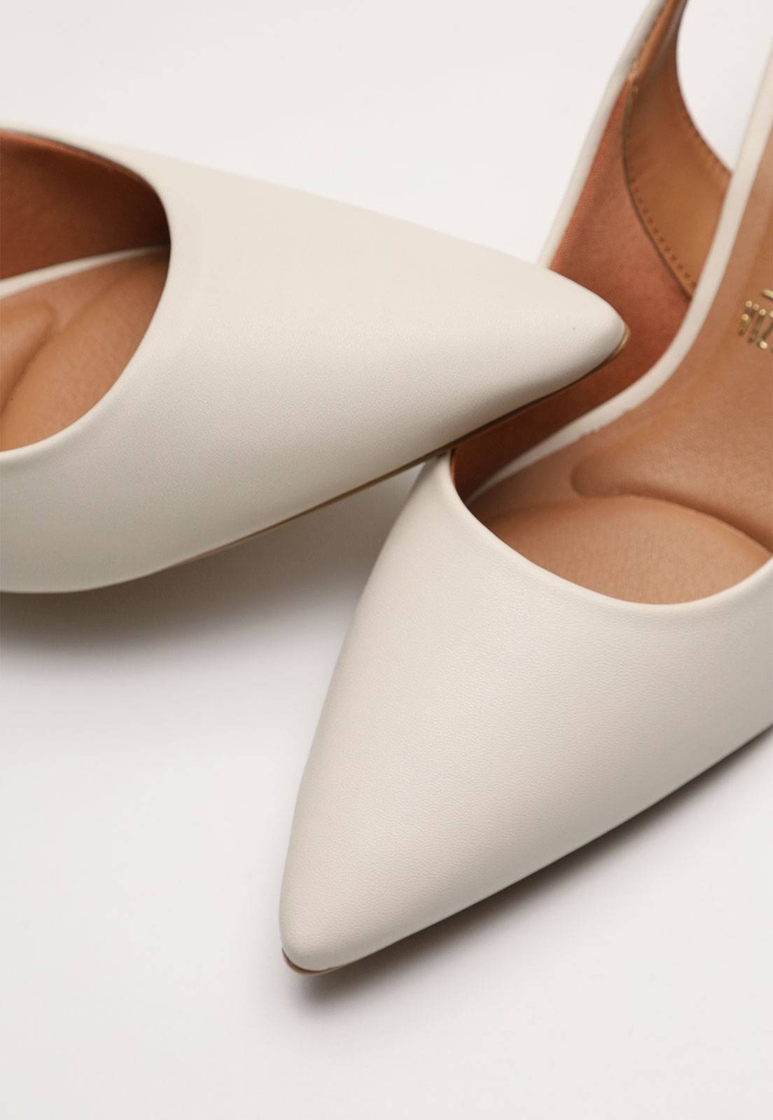 Scarpin Vizzano Slingback Off-White - Imagem 5
